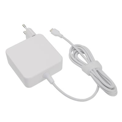 45W Universal Notebook Adapter USB-C White Automatic